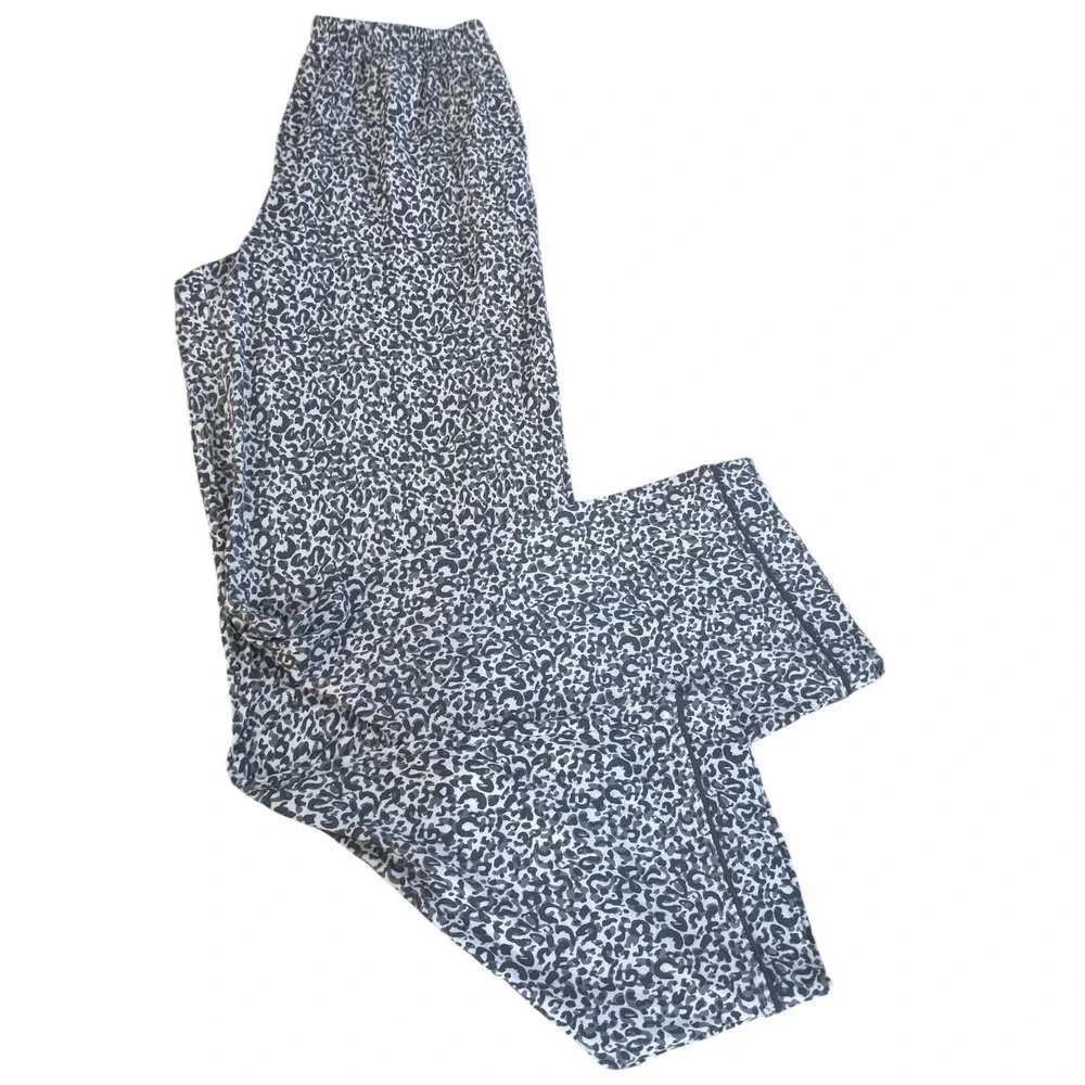 NWOT Tommy John Pajama Set Pant/Long Sleeve Gray Leopard Women's Size  Small